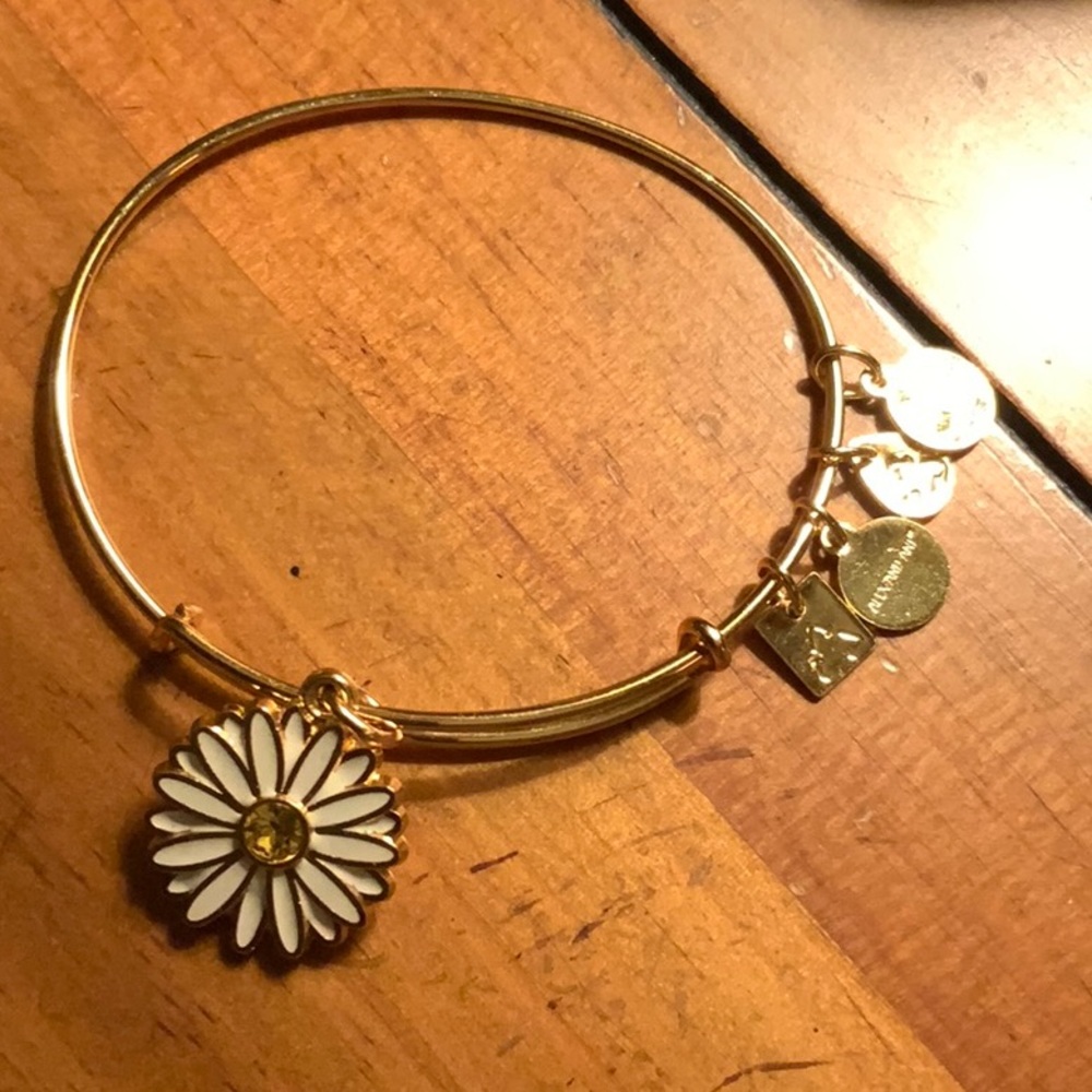 Alex and Ani daisy bracelet